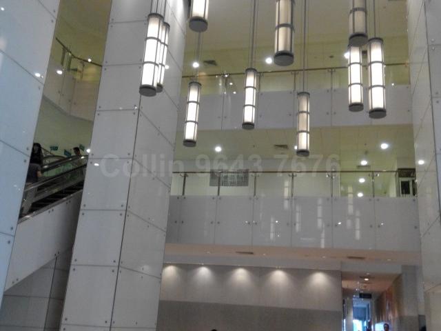 International Plaza Apartment For Rent, $3,300, 1 Bed 1 Bath 370 sqft $8.92 psf