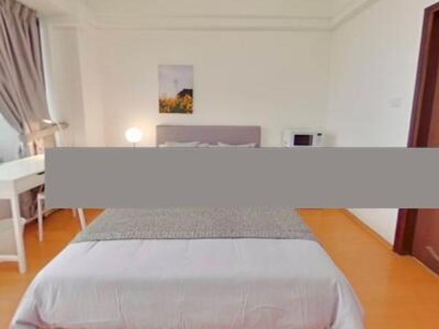 International Plaza Apartment Room Rental, $2,599, 1 Bed 1 Bath 280 sqft $9.28 psf