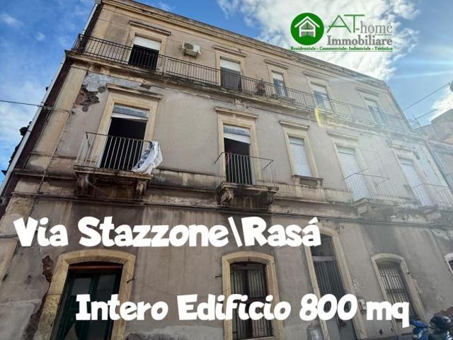INTERO STABILE via Stazzone/via Ras Catania VENDITA€ 495.000 Immobili, Residenz