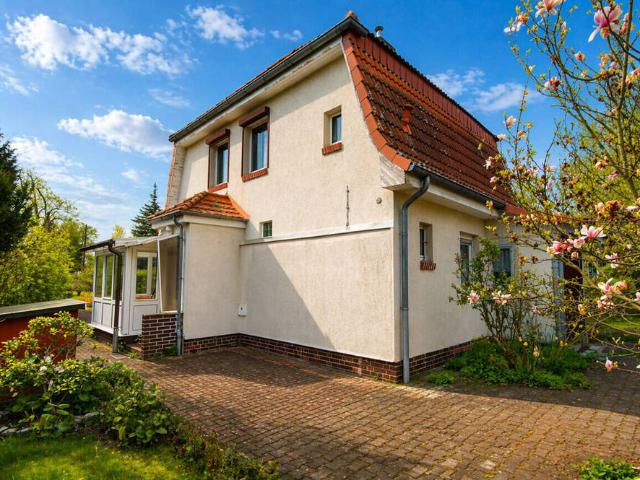 Interessantes Einfamilienhaus mit möglichem Bauplatz in schöner Lage von Finkenkrug