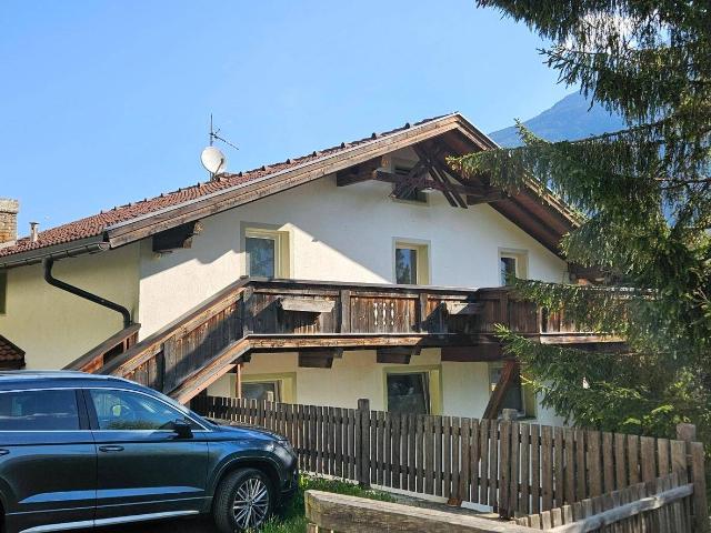 Preislich interessant: Wohnhaus mit drei kleinen Wohneinheiten!