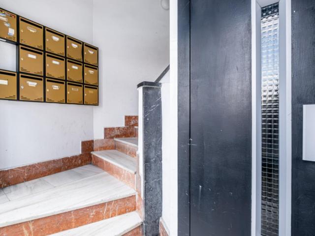 Interesting double ensuite bedroom in Benalua