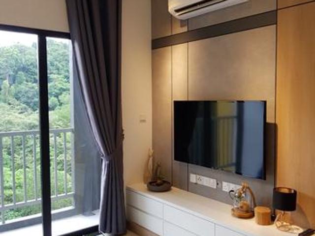 Interior Design Unit with Fully Furnished and Fitted cw 2 Carparks