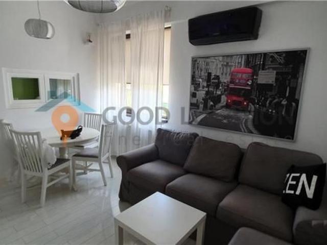 Intimate two bedroom apartment located close to Piata Victoriei A0004VI2