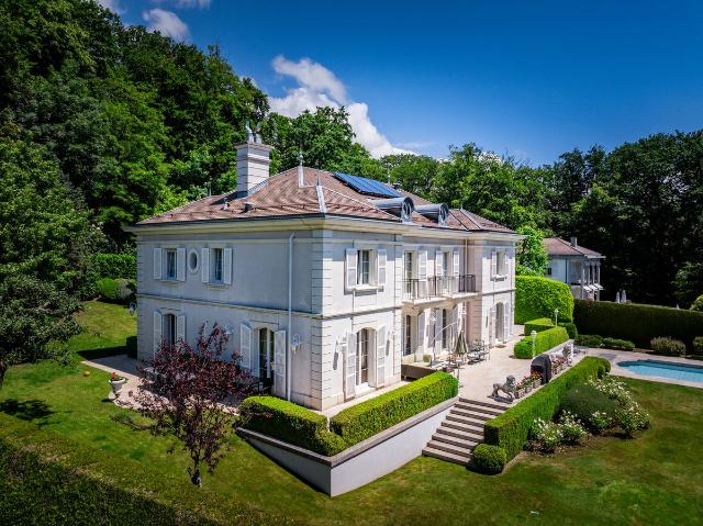 Intime charmante Residenz in einer begehrten Wohngegend