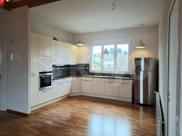 INVUARDES 5, 3.5 room apartment with exposed beams