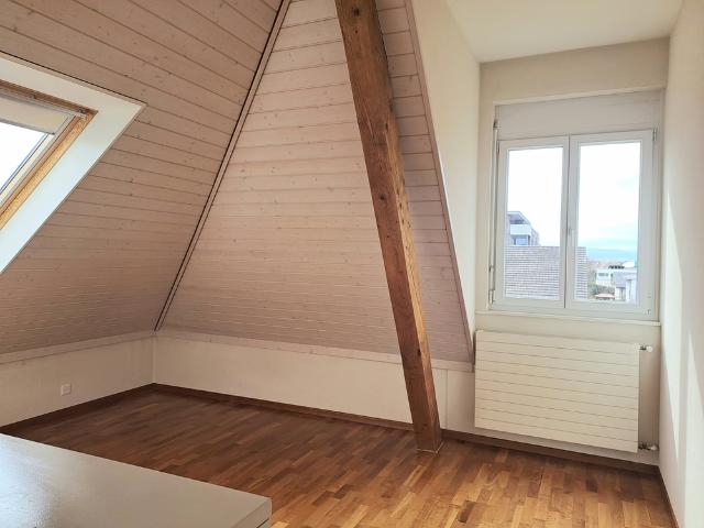 INVUARDES 5, Appartement de 3.5 pièces aux poutres apparentes