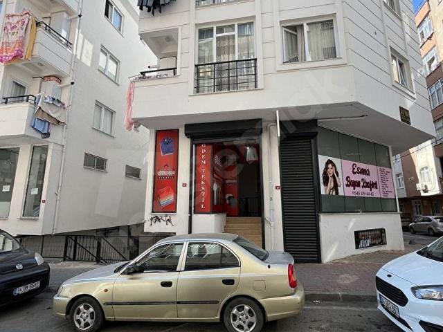 INVEST LAKEDEN KANARYADA İKİ KATLI KİRALIK ÇOK AMAÇLI DÜKKAN