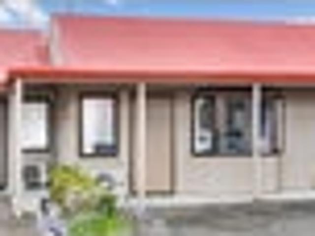 Vacant NOW, Move in TODAY!