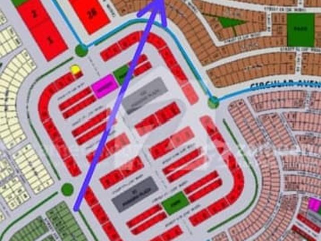 Invester Price, Back of Main Sircular Road 120 Foot, Walking Distance From Main D Markaz commercial, Very near to Park & Masjid, Solid & Level, Very Prime Location, Ready For Cunstruction, 1 Kanal plot For sale in E block