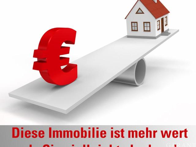 Investieren in Betongold oder selbst einziehen 2 Zimmer komplett renoviert und sofort frei!