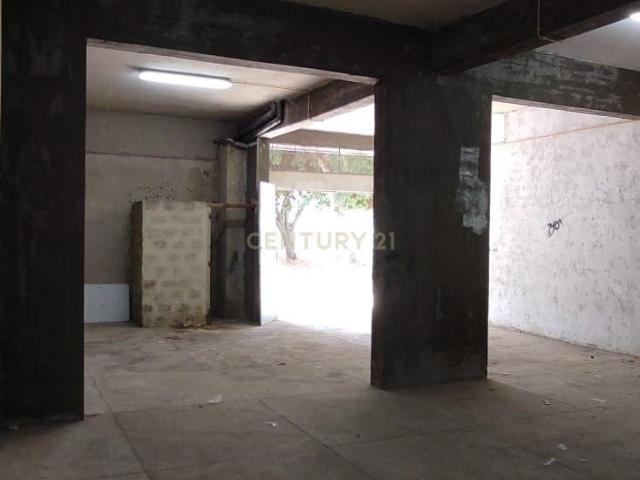 INVESTIMENTO Venda de armazém arrendado Lote 354 – Olivais Sul, Lisboa