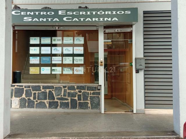 Investimento em Centro de Escritórios, em Linda Velha Oeiras