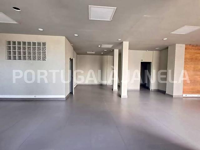 INVESTIMENTO PREMIUM EM CASCAIS RENTABILIDADE BRUTA 7,02% | Rendimento Imediato: 18.600 €/ano