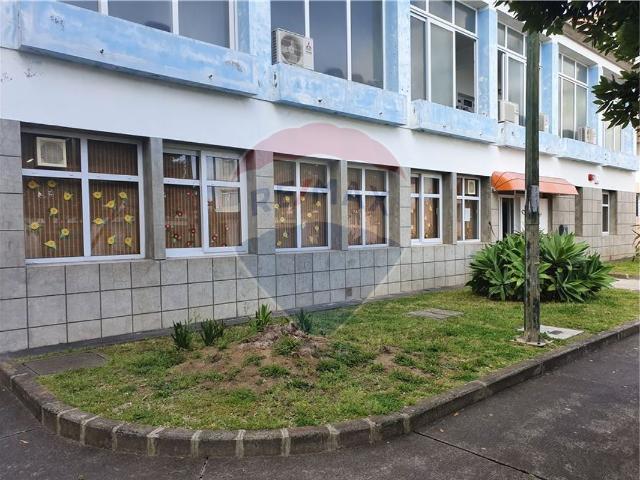 Investimentos à venda em Ponta Delgada