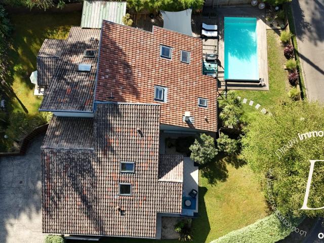Investissement d'Exception: Ensemble Immobilier de 3 Logeme. 221m² Seignosse