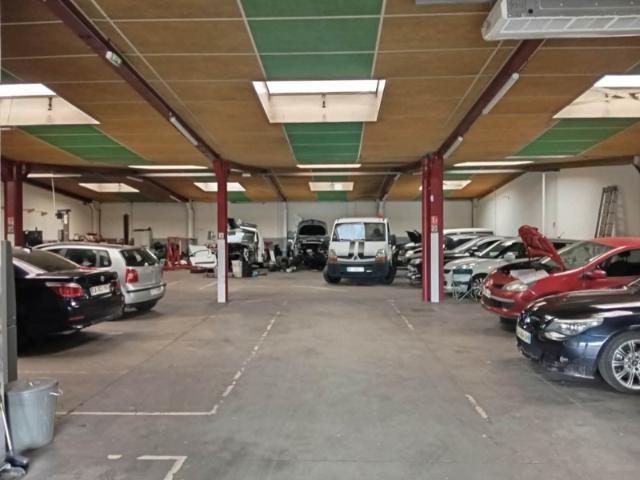 # INVESTISSEMENT – ENTREPÔT / LOCAL D'ACTIVITÉ DE 665 m² – VILLEFRANCHE SUR SAÔNE 69400