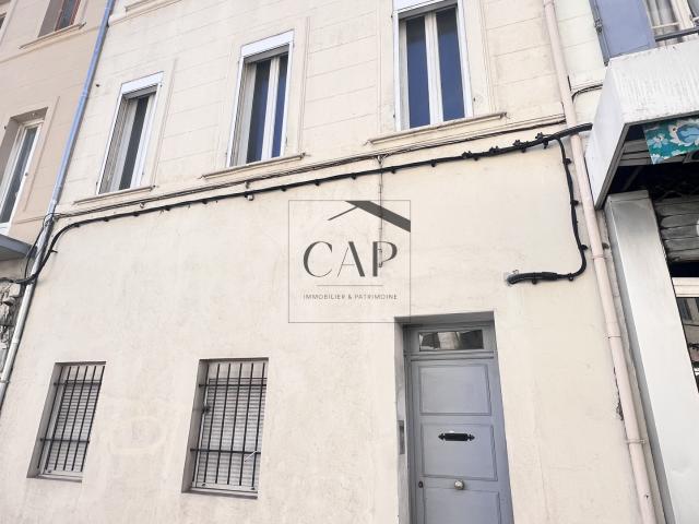 INVESTISSEMENT immeuble rénové avec rentabilité de 6,75 % Quartier Belle de Mai 13003