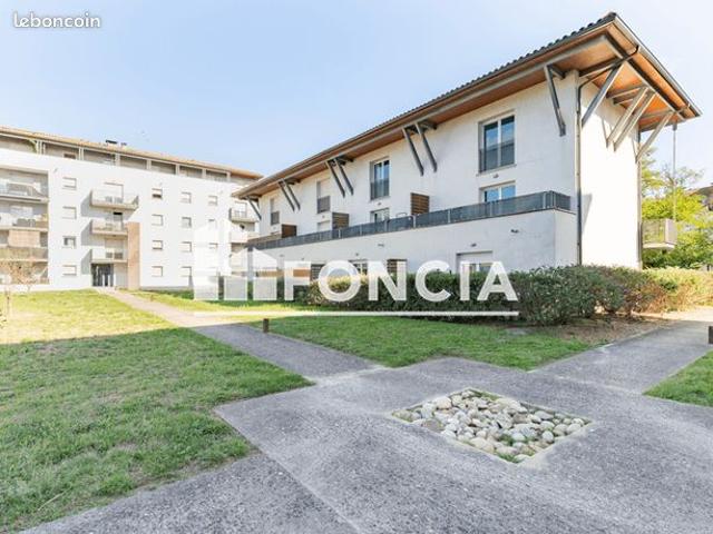 Investissement locatif: Appartement 3 pièces avec parking