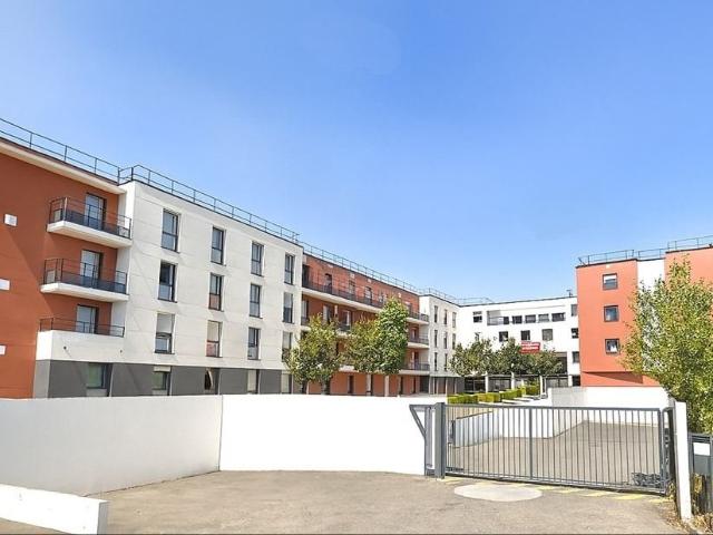 INVESTISSEMENT LOCATIF – ST CYR L’ÉCOLE – Résidence Affaires Zenitude Versailles Saint Cyr l’École – 6.46 % de rentabilité