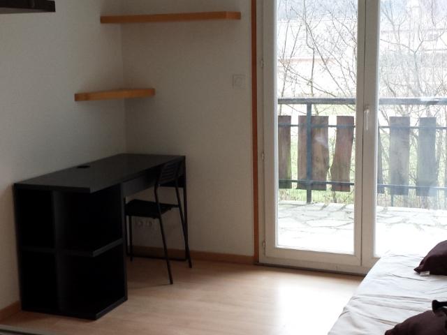 INVESTISSEMENT LOCATIF STUDIO avec grande Terrasse Voglans