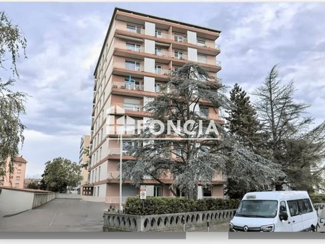 Investissement 10% DE RENTABILITE: Studio 32m² avec balcon et locataire en place