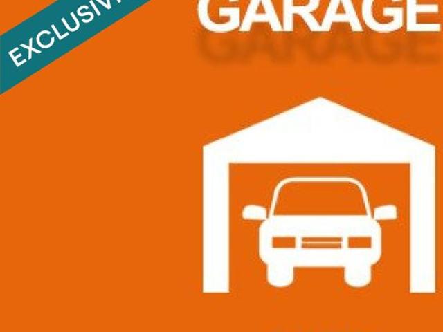 Investissement sécurisé à Lyon 8 – Garage boxé + place de par.