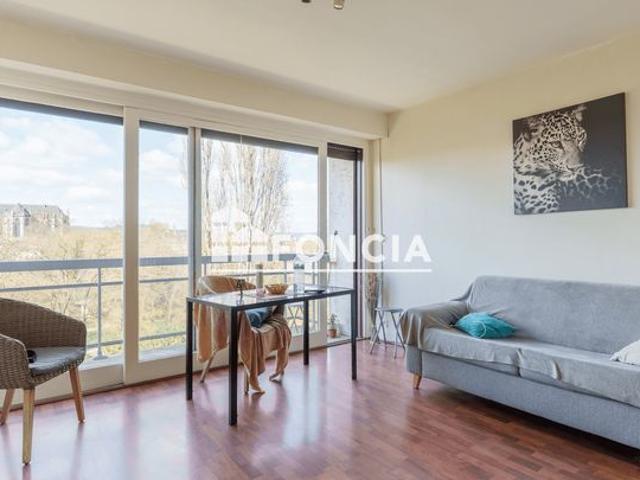 Investisseur beau fi vendu loue