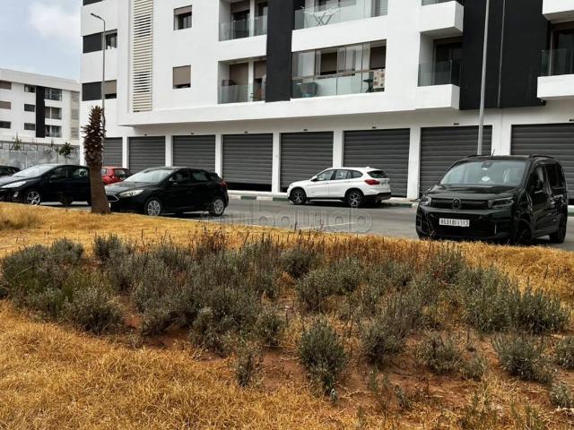 Investissez à Harhoura: Magasin 24 m²