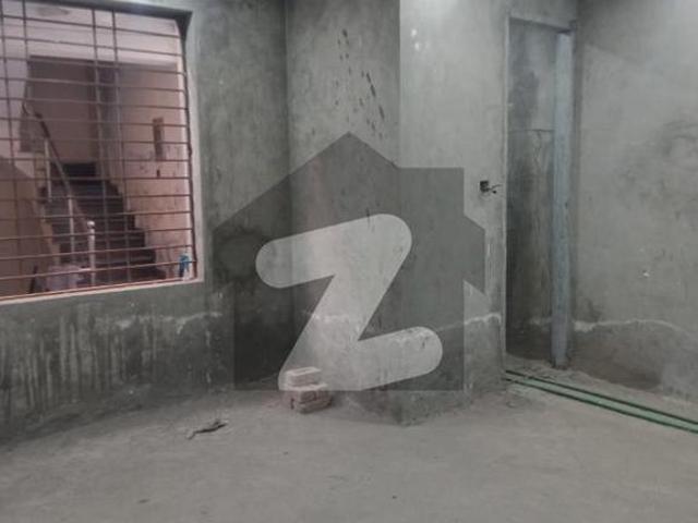 Prime Investment Opportunity 3.25 Marla House Building Ground + 3 Floors Satellite Town Block D