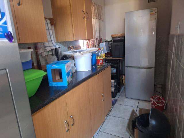INVESTMENT OPPORTUNITY! 3 BEDROOM HOUSE WITH OUTSIDE ROOMS IN DANVILLE