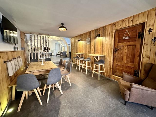 INVESTMENT HIGHLIGHT: Historisches Renditeobjekt mit ca. 10% Rendite I Top sanierter Ertragsbringer