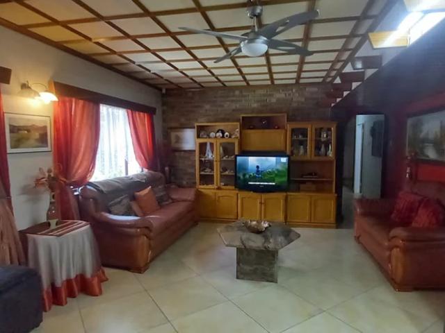 Investment property or family home in Malvern The choice is yours!
