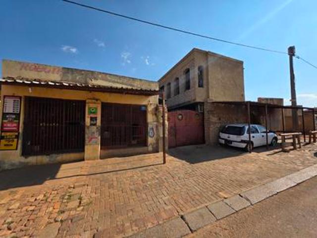 investment property in esselen park