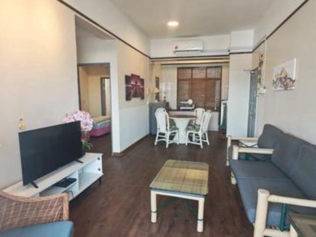 INVESTMENT RENOVATED Town Area Apartment Costa Mahkota Apartment