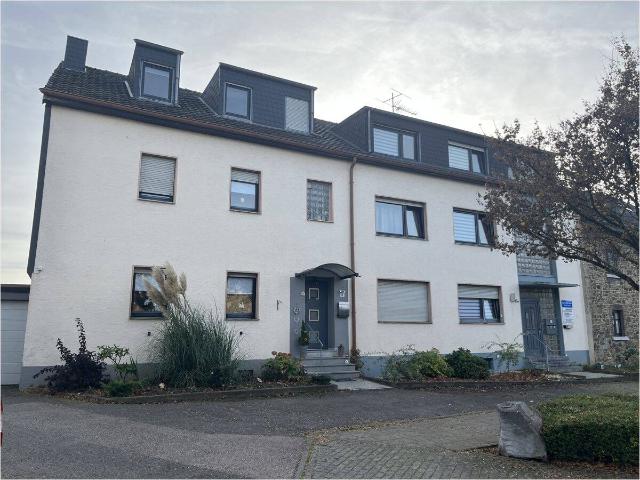 Investment und teilweise Eigennutzung möglich! Mehrfamilienhaus in Aachen Brand