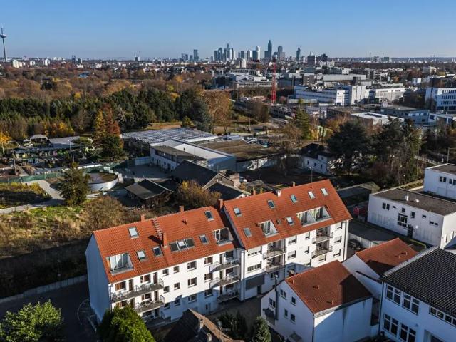 Investmentimmobilie: Top Lage Zwei Hotels mit 145 Zimmer