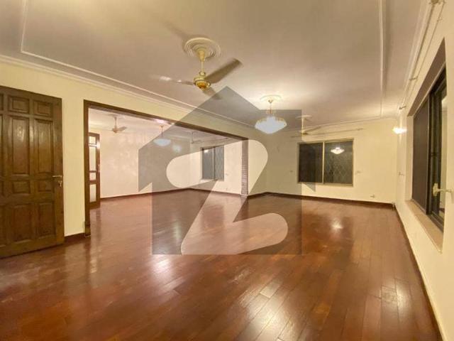 Investor Alert F8 5090 Square Yard Brand New House 7 Bedrooms With Attached Bathroom Drawing And Dining TV Lounge Kitchen Lawn AC And Heating System Install