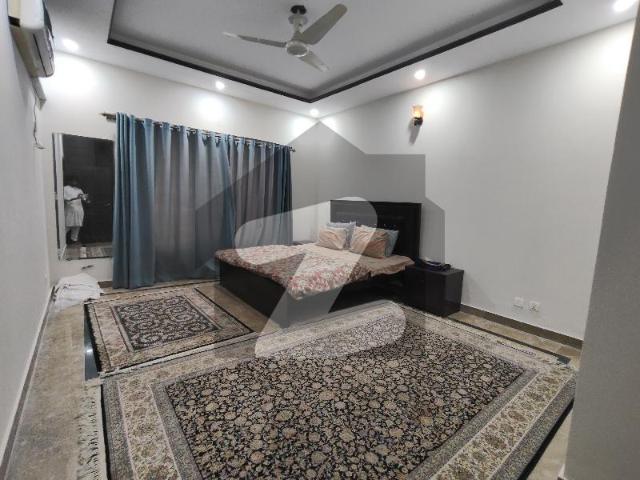 Investor price house for sale in e 11/2
