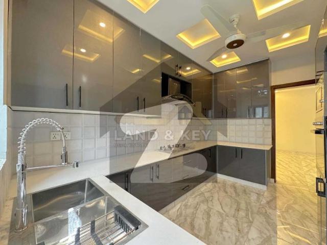 Investor Rate Brand New House Bahria Greens Overseas Enclave Sector 2