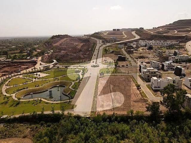 Investor rate commercial plot available