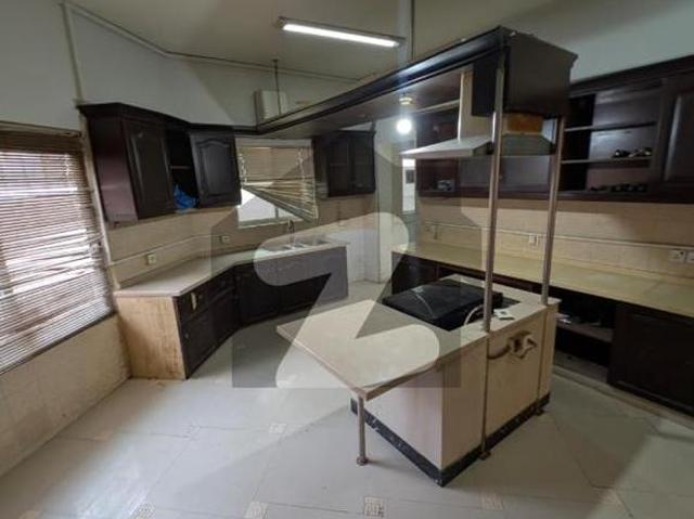 Investor Rate 50x90 House in Prime F 8