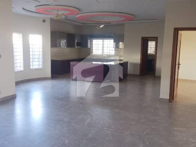 Investor Rate 1 Kanal House For Sale in DHA Phase 5, Islamabad