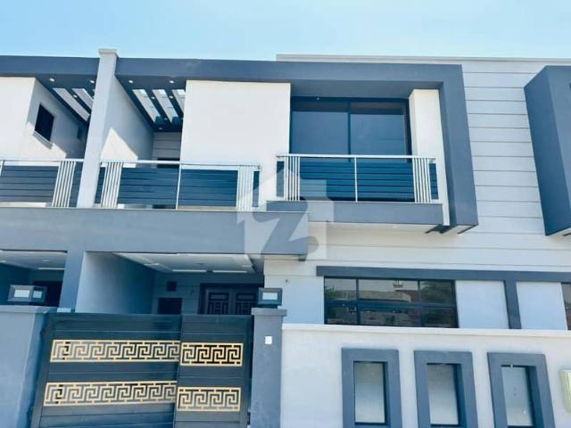 Investor Special! 5 Marla Brand New House For Sale In Paragon City