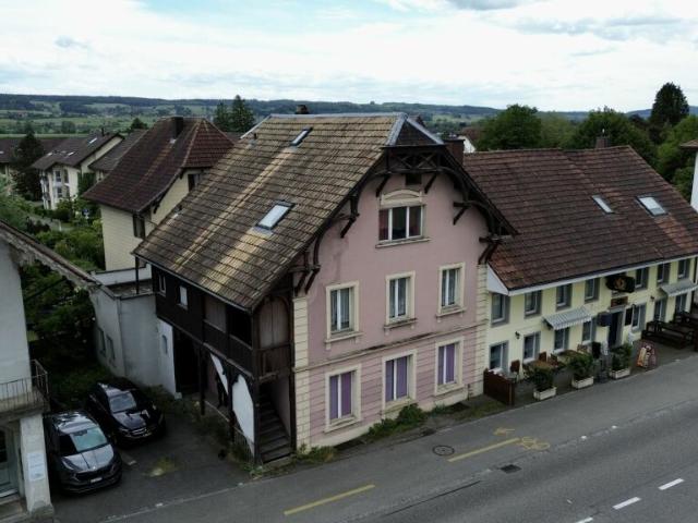 Investoren aufgepasst: Mehrfamilienhaus mit grossem Potenzial in Selzach