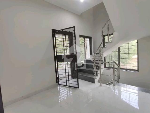 Investors Should sale This House Located Ideally In Bahria Town