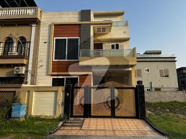 Investors Should sale This On Excellent Location House Located Ideally In Citi Housing Society