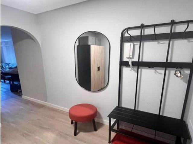 ? INVERSIÓN COSTERA DE ALTO RENDIMIENTO – TOTALMENTE RENOVADA, CON PISCINA Y TERRAZA, A UN PASO DE L