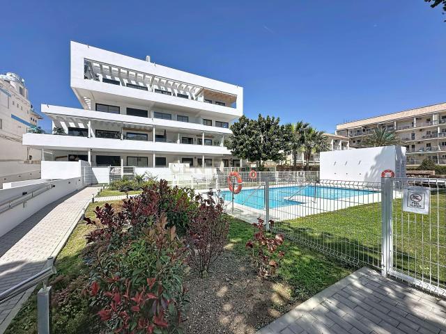 INVERSIÓN EN LA CARIHUELA TORREMOLINOS – PROYECTO PARA 3 VIVIENDAS EN UBICACIÓN PRIME