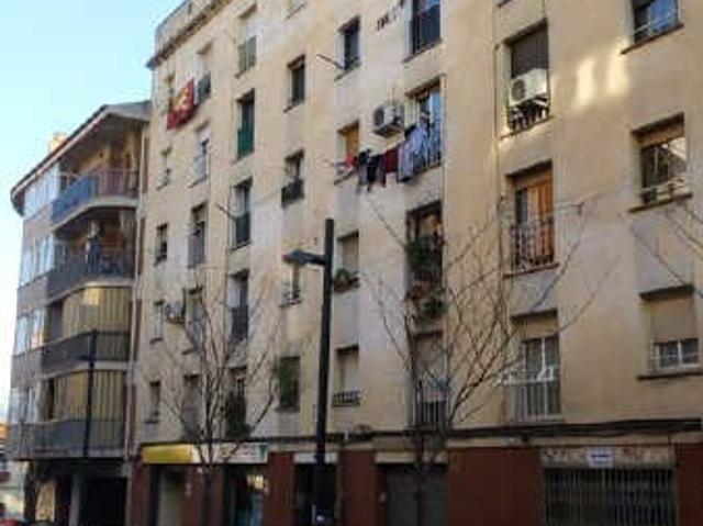 INVERSIÓN EN RIPOLLET: PISO DE 76 M² POR 124.700 € CON POTENCIAL DE REVALORIZACIÓN
